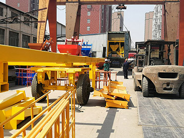  The YHZS50 mobile concrete mixing plant which was ordered by Nigerian customers and produced by Zhengzhou Jianxin Machinery was taken out of the factory yesterday and today.